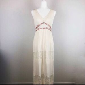 🌊🌴Flying Tomato Cream Fitted Bodice Maxi Dress w/ Lace Details